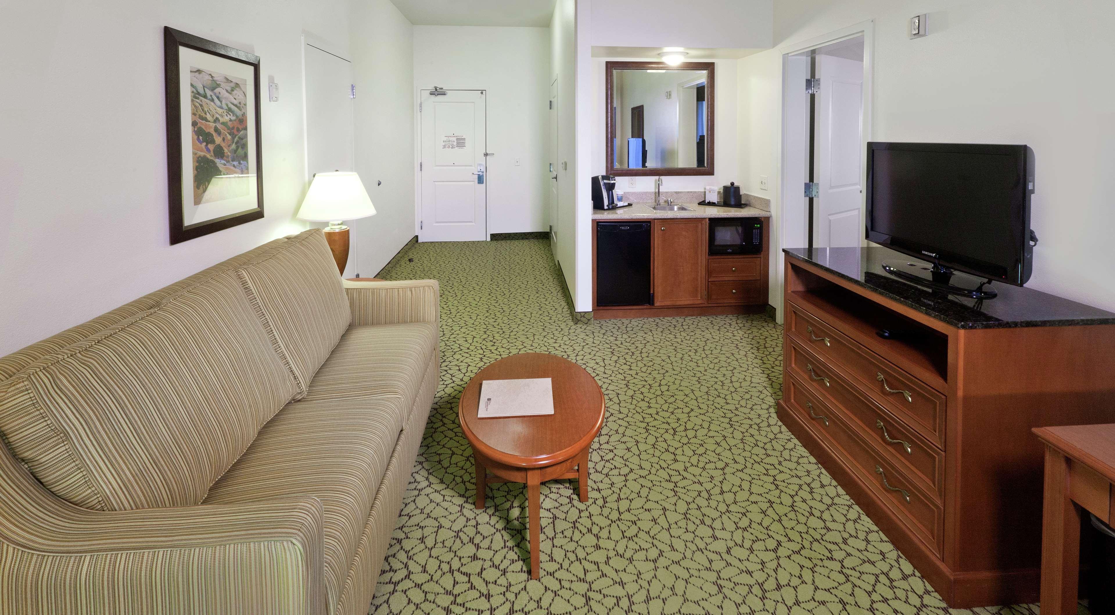 Hilton Garden Inn Ontario Rancho Cucamonga Eksteriør billede