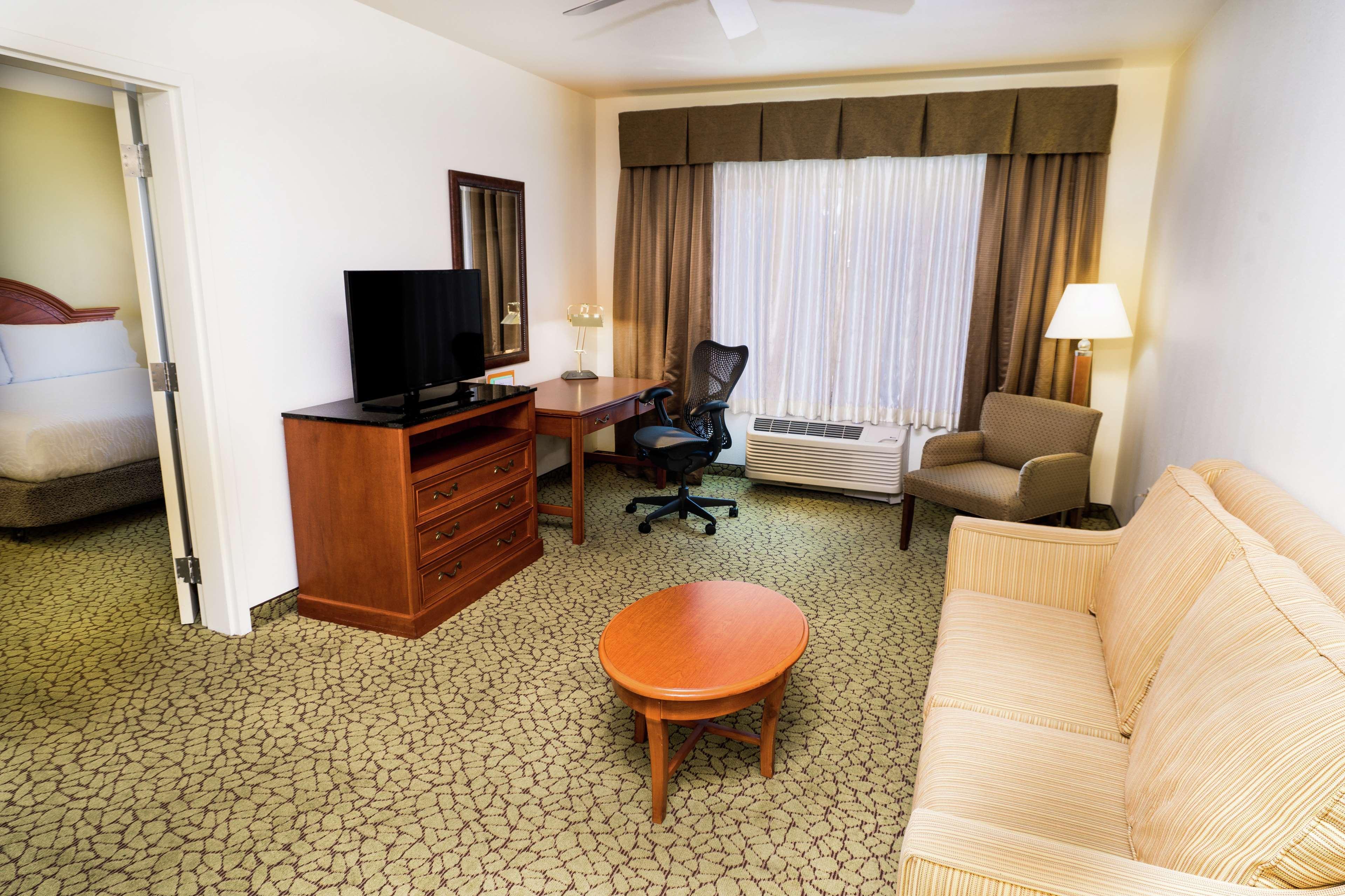 Hilton Garden Inn Ontario Rancho Cucamonga Eksteriør billede