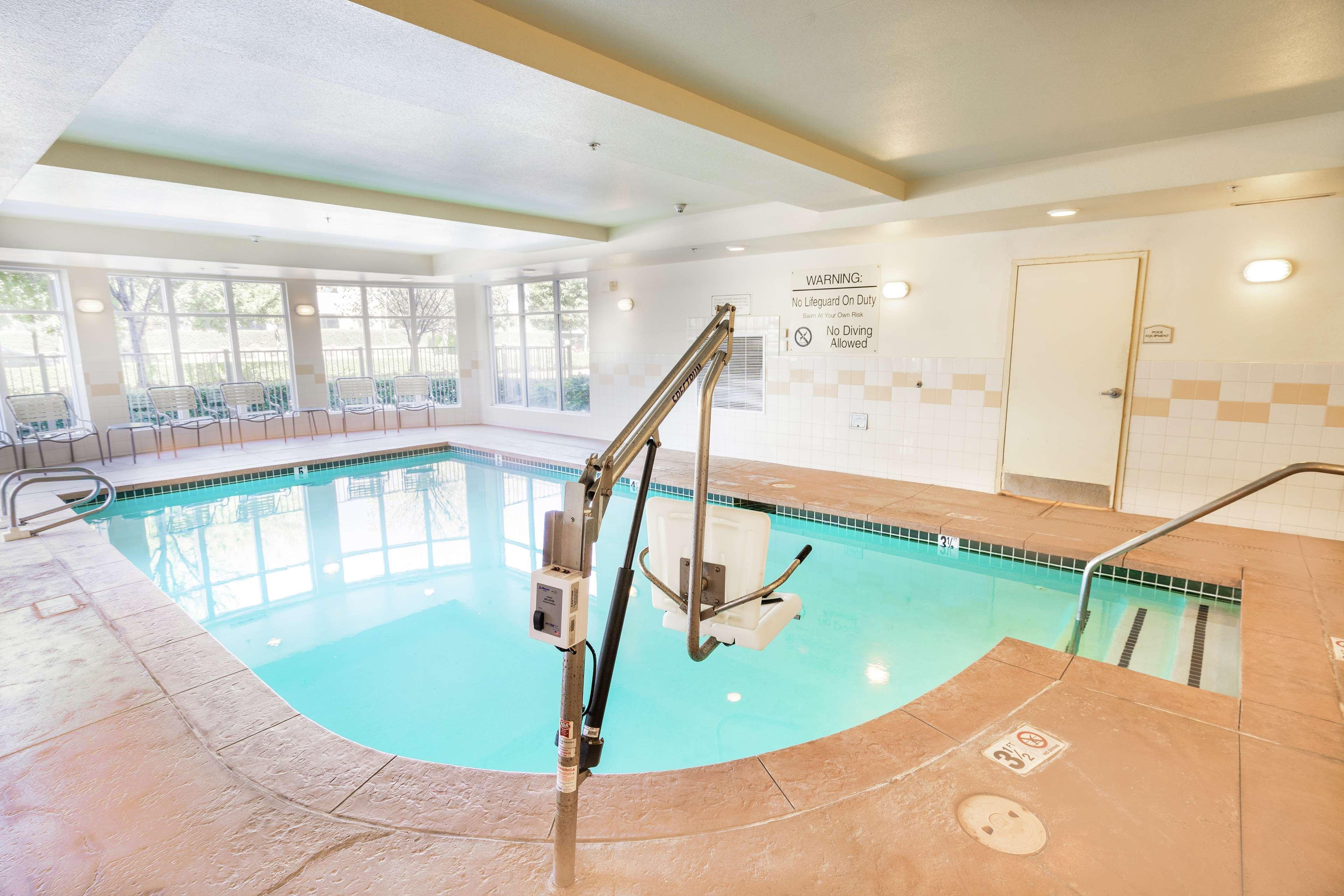Hilton Garden Inn Ontario Rancho Cucamonga Eksteriør billede