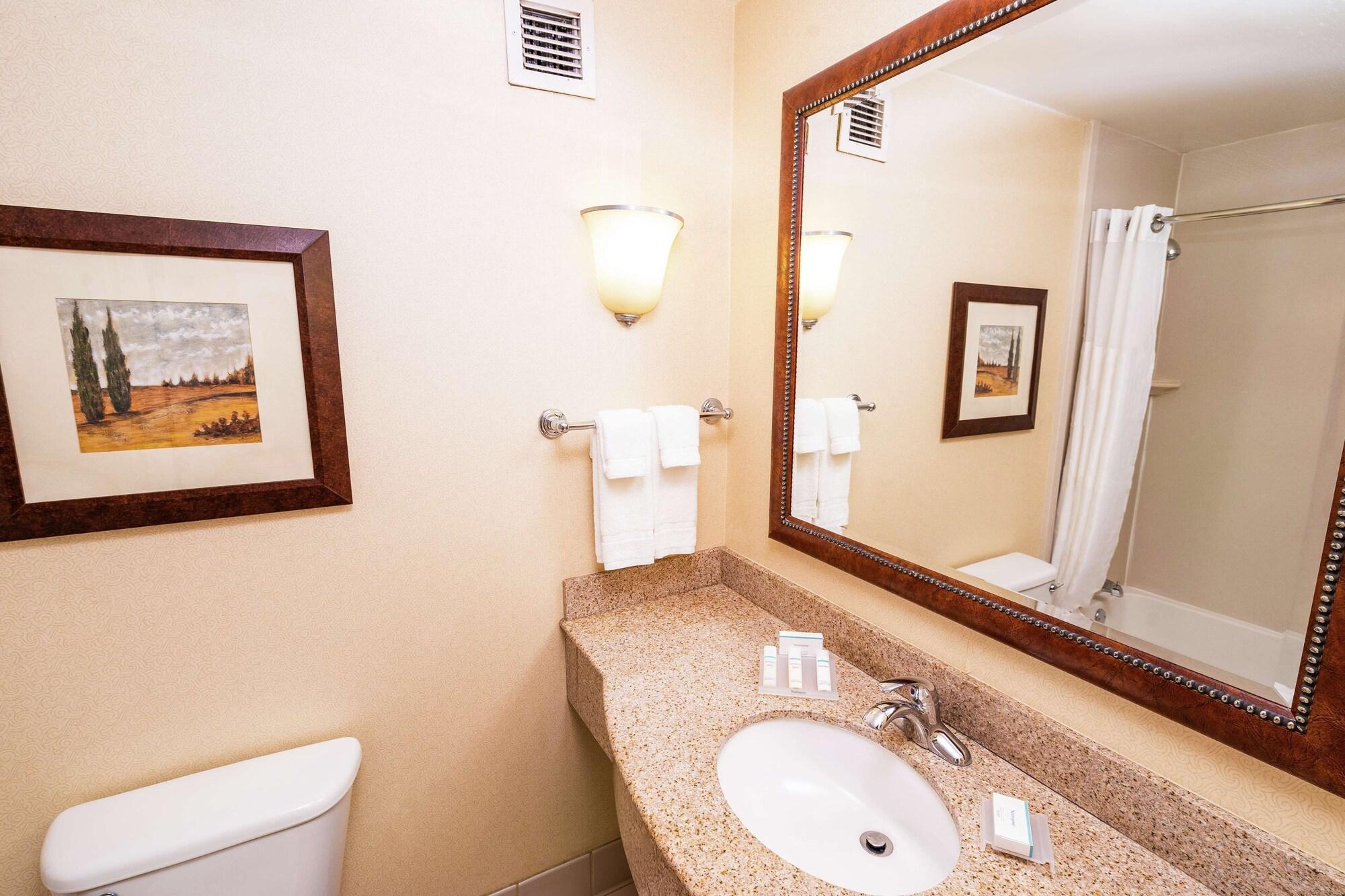 Hilton Garden Inn Ontario Rancho Cucamonga Eksteriør billede