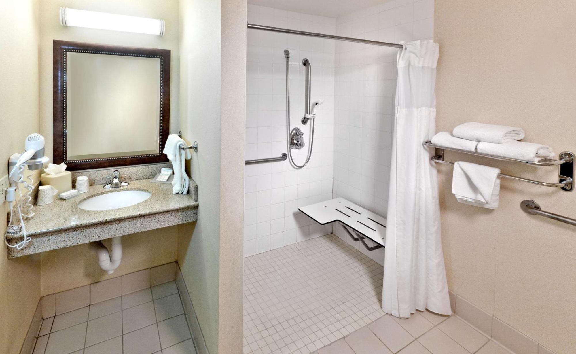 Hilton Garden Inn Ontario Rancho Cucamonga Eksteriør billede
