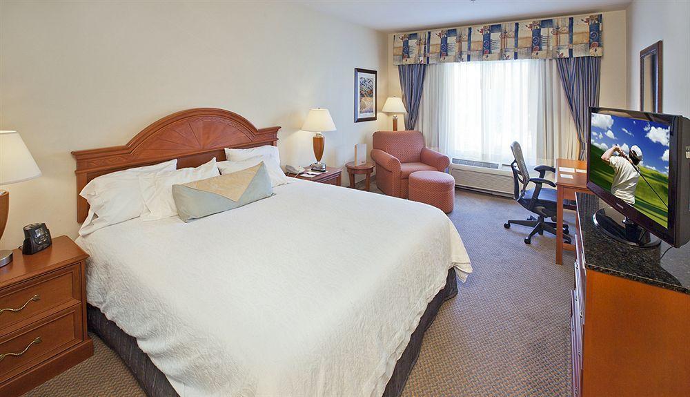 Hilton Garden Inn Ontario Rancho Cucamonga Værelse billede